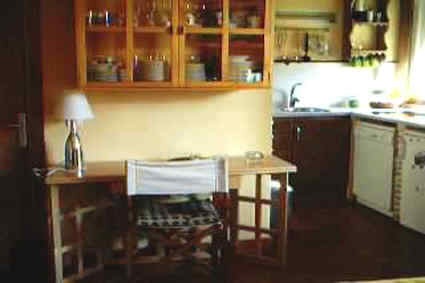 Vista de la cocina desde el salón
